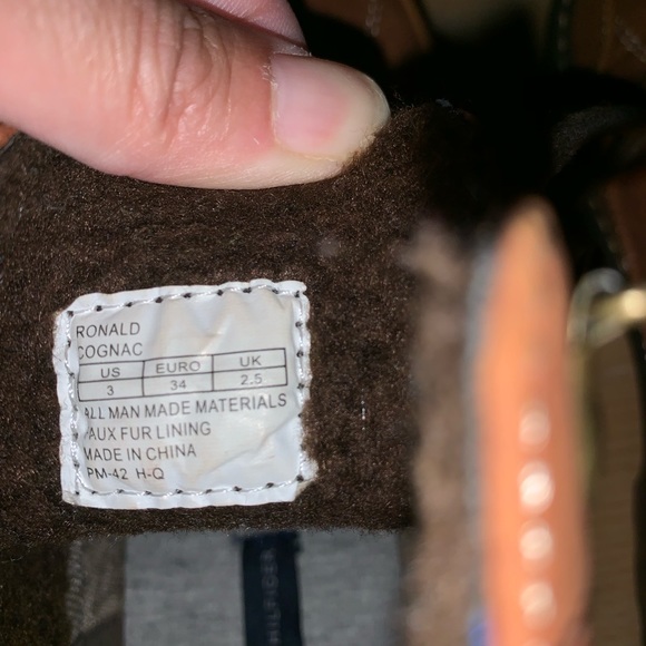 Boys size 3 boots - Picture 5 of 6